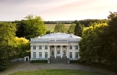 Puławy, Pałac Marynki, ul. Kazimierska - Palác Marynki v Puławách