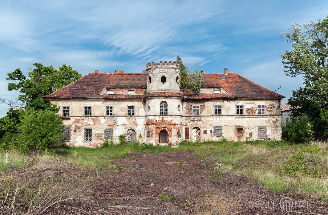 Zámek Slavice, Slavice u Horních Kozolup