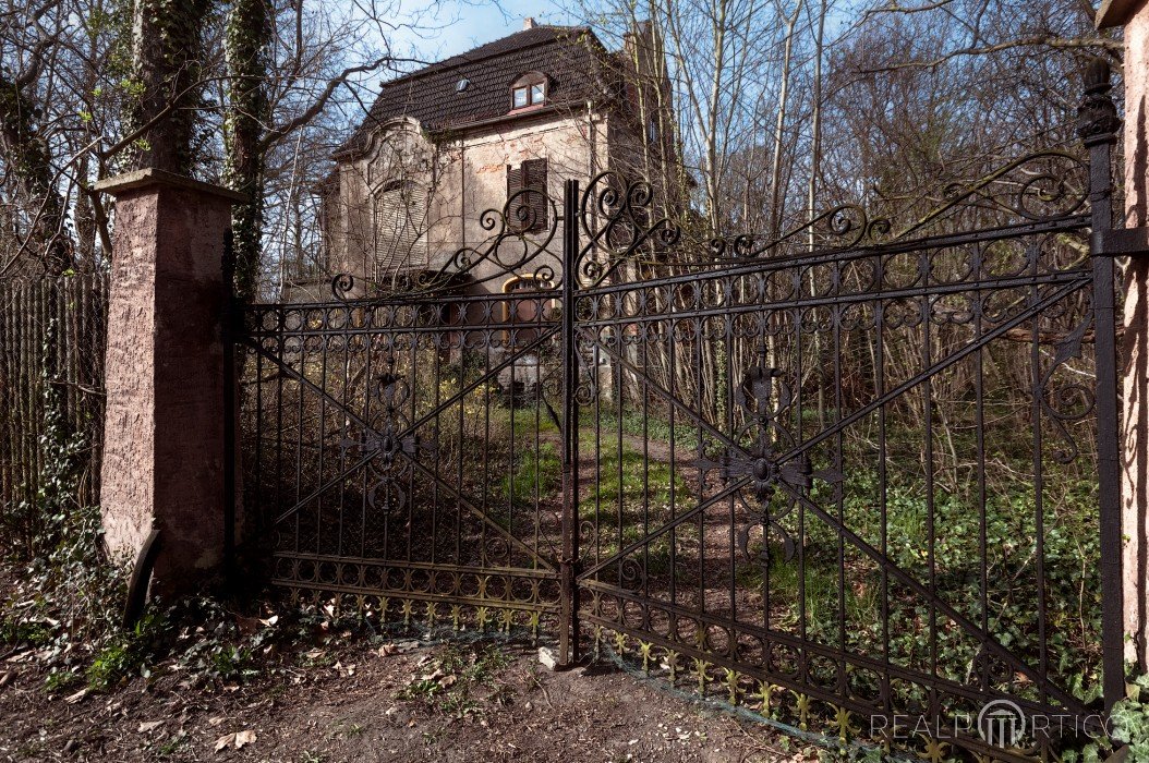 Villa aus der Gründerzeit: Schmiedeeisernes Tor, Německo