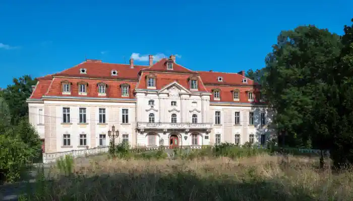 Zámek na prodej Roztocznik, Dolní Slezsko,  Polsko