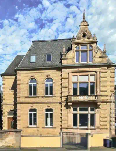 Historische Villen in Rheinland-Pfalz srpna 2025