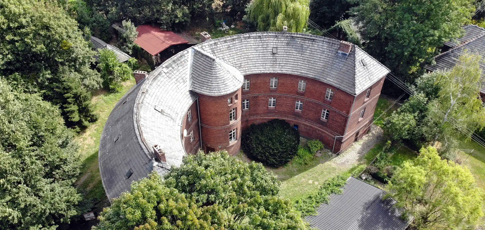 Pevnostní stavba na ostrově Ostrówek na řece Odře, Polsko