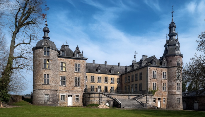 Fotky /pp/medium-be-luxembourg-mirwart-chateau.jpg