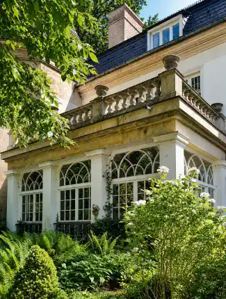 Secesní vila s velkou zahradou v zavedené rezidenční lokalitě Berlin-Wannsee