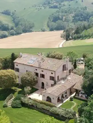 Sídlo s jezdeckou infrastrukturou v oblasti Marche, Fermo, Marche