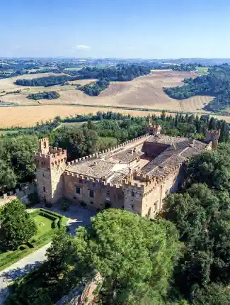 Renesanční hrad s více než 1 200 ha v Toskánsku, Castelfiorentino, Toscana