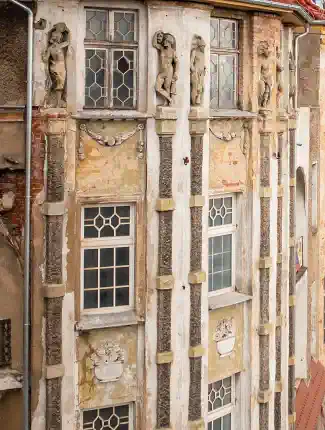 Bývalý Hotel Kaiserhof – Investice do historické nemovitosti, Dzierżoniów, Dzierżoniów, Dolní Slezsko