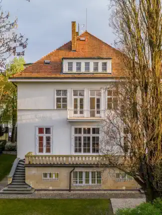 Prodej luxusní modernistické vily v Praze 6 – Bubeneč