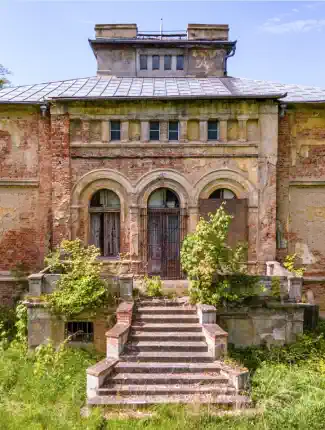 Historická vila s parkem nedaleko Poznaně, Parsko, Velkopolské