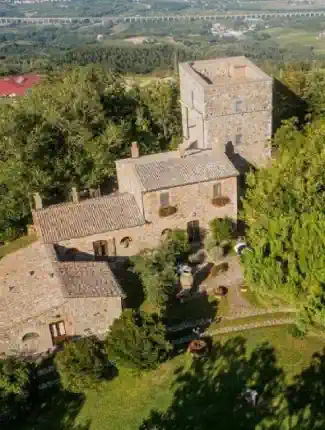Historické sídlo v kopcovité krajině u Cortony nedaleko Lago di Bolsena, 05014 Castel Viscardo, Umbria
