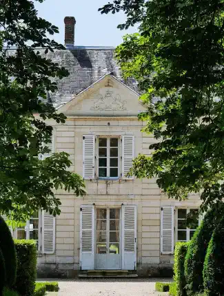 Chateau k rekonstrukci v blízkosti Château de Chenonceau v údolí Loiry, Chenonceaux, Centrum-Val de Loire