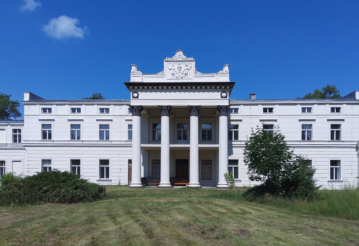Zámeček w Głuchowie, Foto 2024