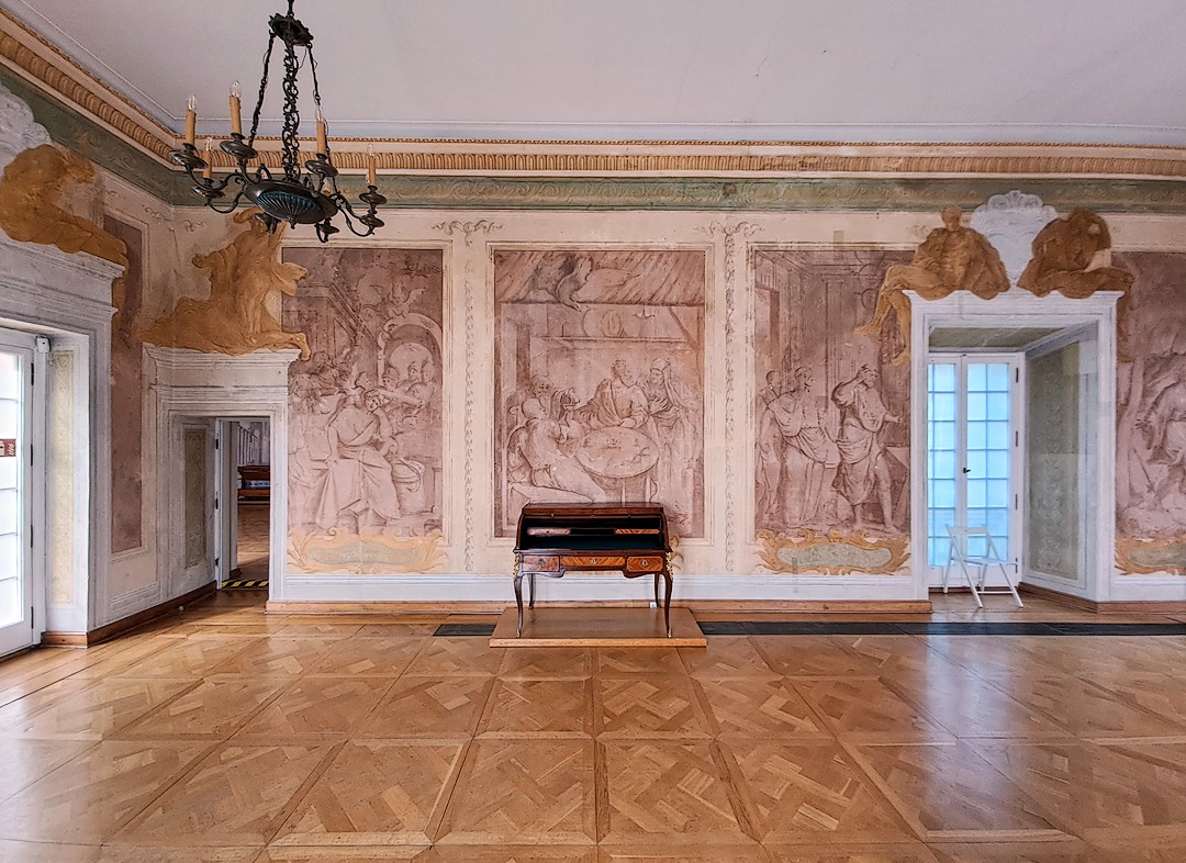 <br/>Otwock Wielki, Muzeum, Zámek u Varšavy, Nástěnné malby