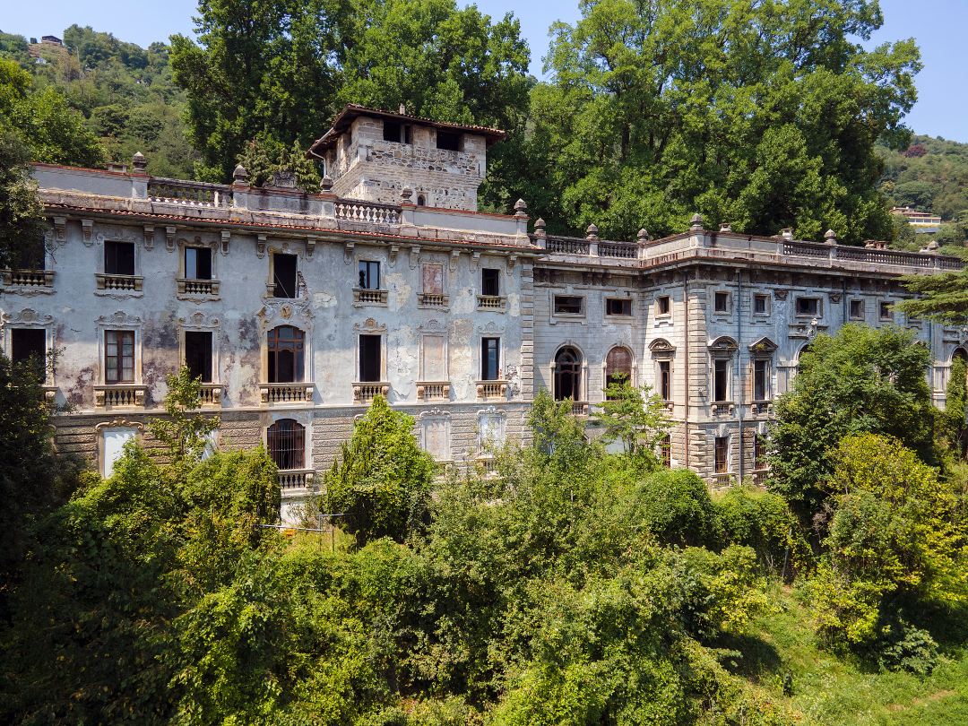 Staré Vily na Prodej u Lago Maggiore